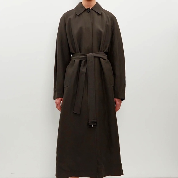 NWOT Totême Minimalist Summer Coat